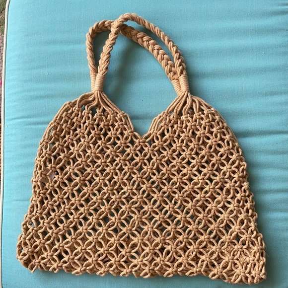 West Loop macramé bag - Picture 1 of 8